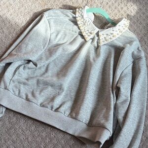 Gray Pearl Collar Sweatshirt